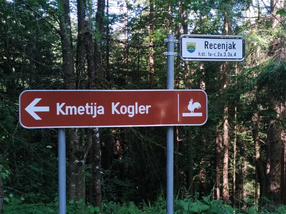 Označbe kmetij,hišnih številk - kažipot